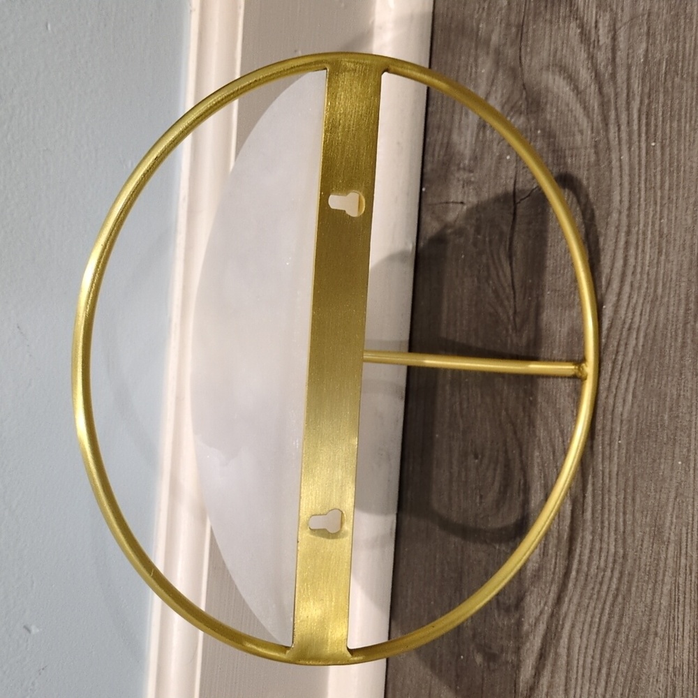 NWOT Anthropologie Small Gold And White Wall Shelf - Picture 3 of 4